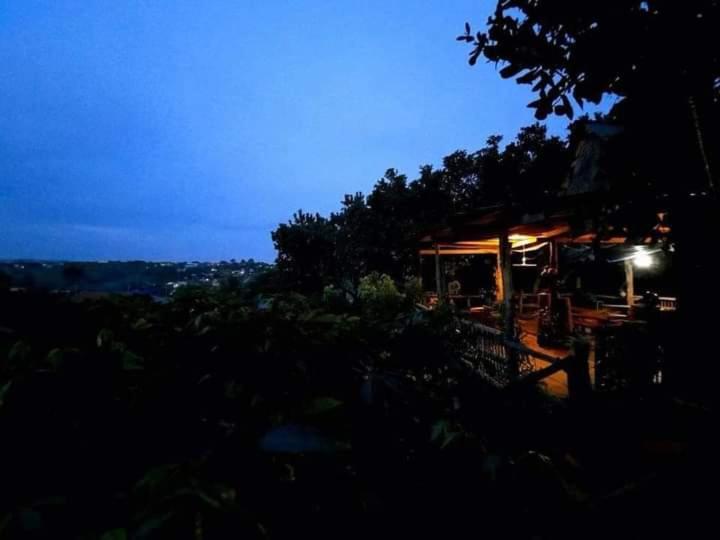 Tree Lodge Banlung מראה חיצוני תמונה