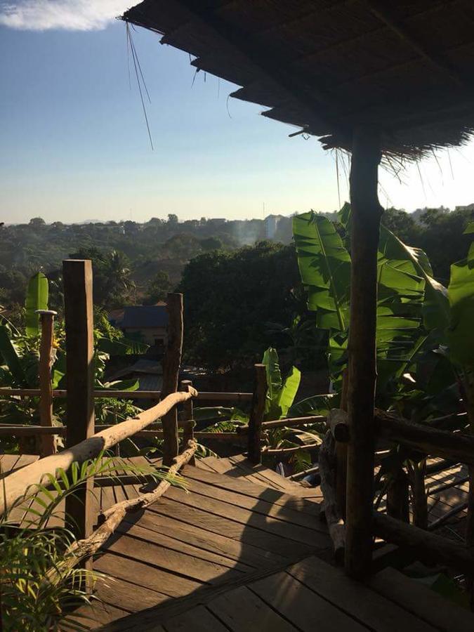 Tree Lodge Banlung מראה חיצוני תמונה